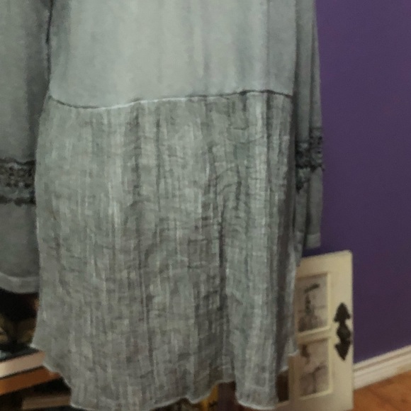 Violet & Ruby 2 Layer Ttnic Designed in France!! - Picture 10 of 13